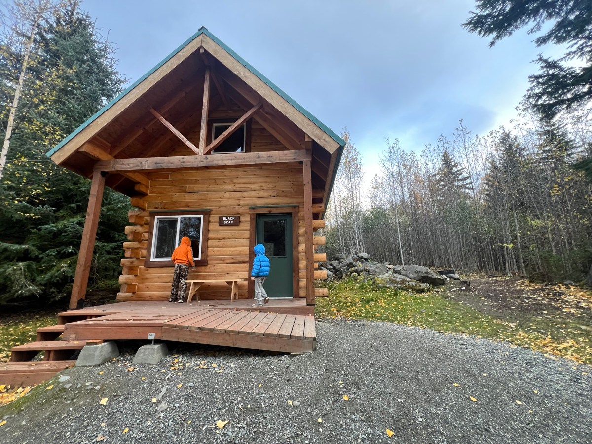Black Bear Cabin Review (October 2026): Smaller Than Bore Tide, Easier to&nbsp;Heat